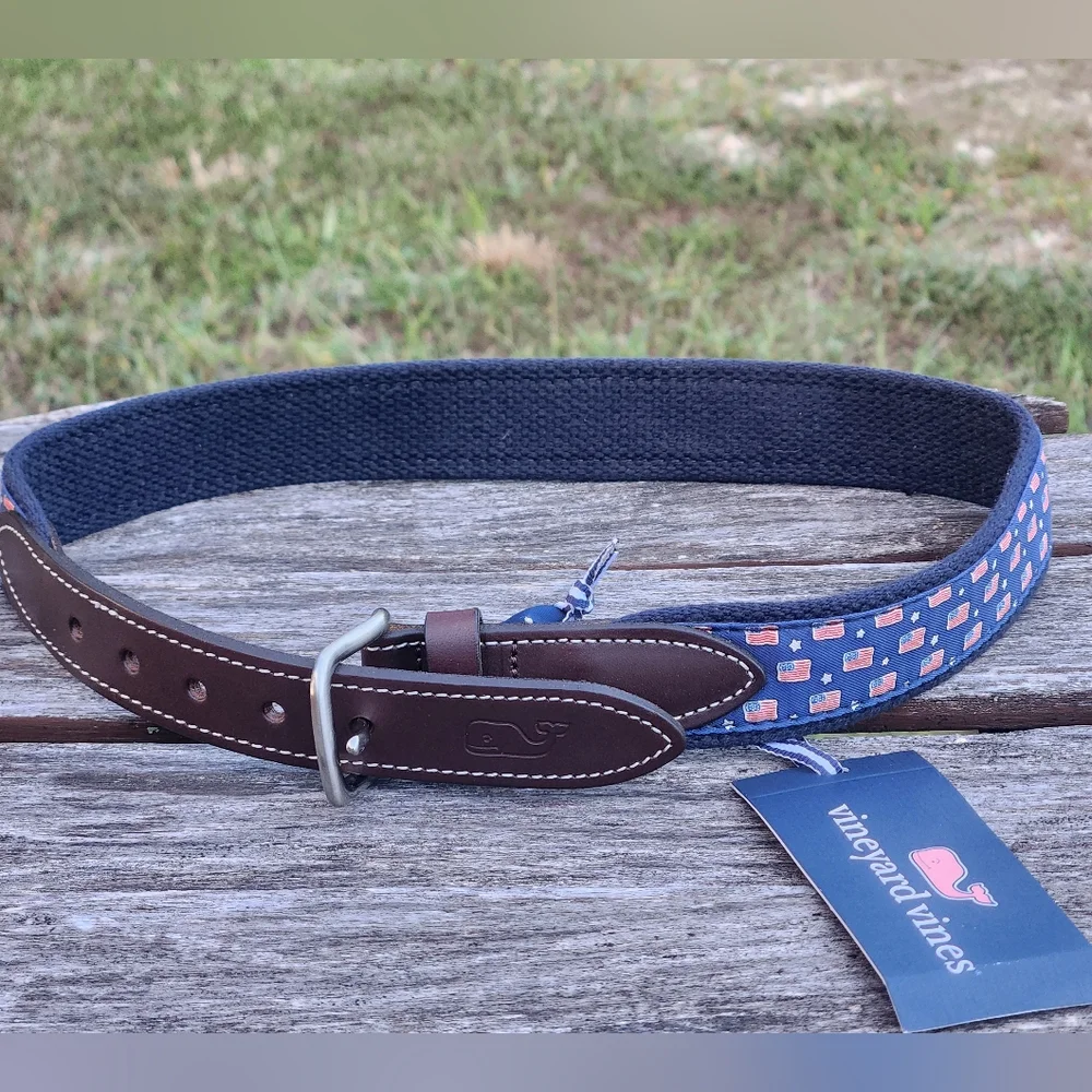 Vineyard Vines Boys Youth Flags & Stars Canvas Club Belt 24